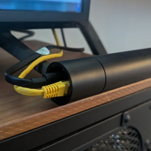 NVIDIA - SHIELD TV - 8GB - 4K HDR Streaming Media Player - Android TV - Picture 5 of 5